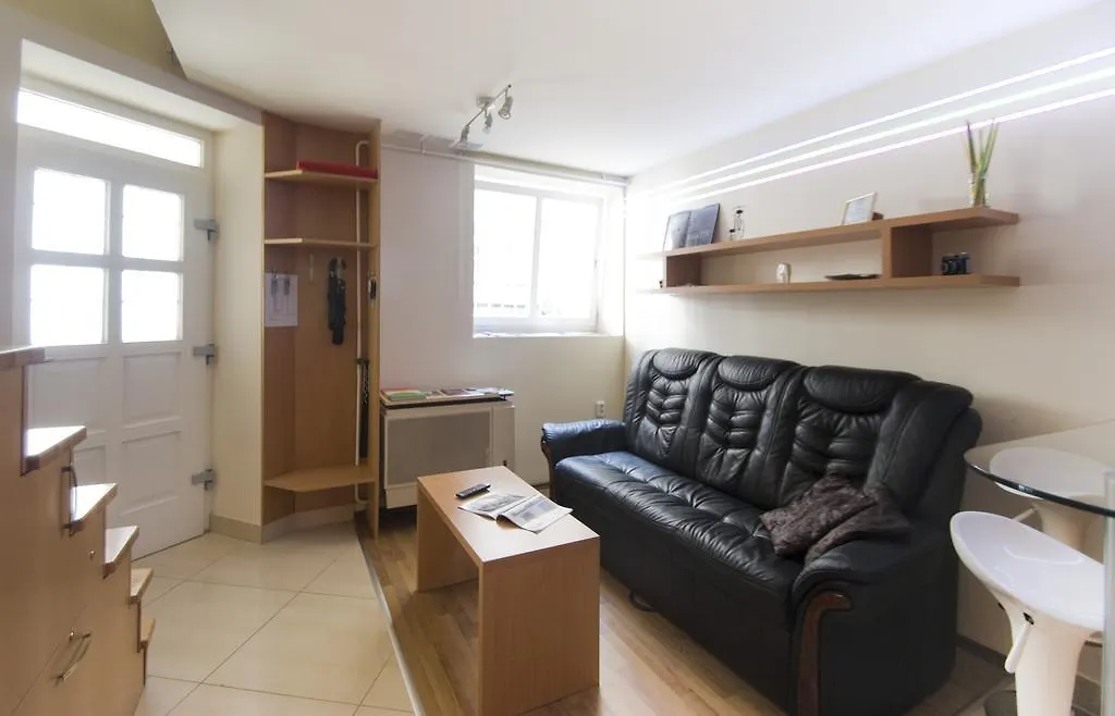 Central Budapest Apartment 0*,